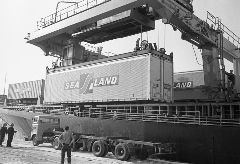 Container