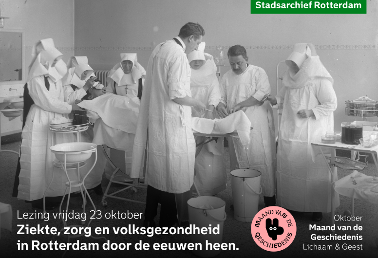 zwart wit foto van een operatiekamer in de vroege 20ste eeuw
