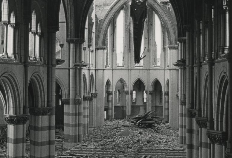 De sloop van de St. Laurentius en Ignatiuskathedraal.