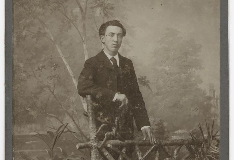 Portretfoto uit de studio van A. Héron
