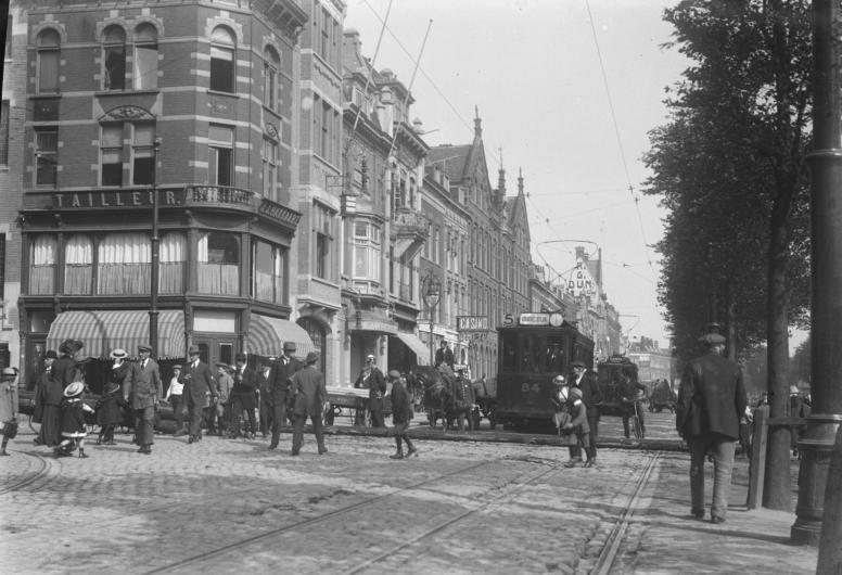 Coolsingel  / Aert van Nesstraat (1913-1915)