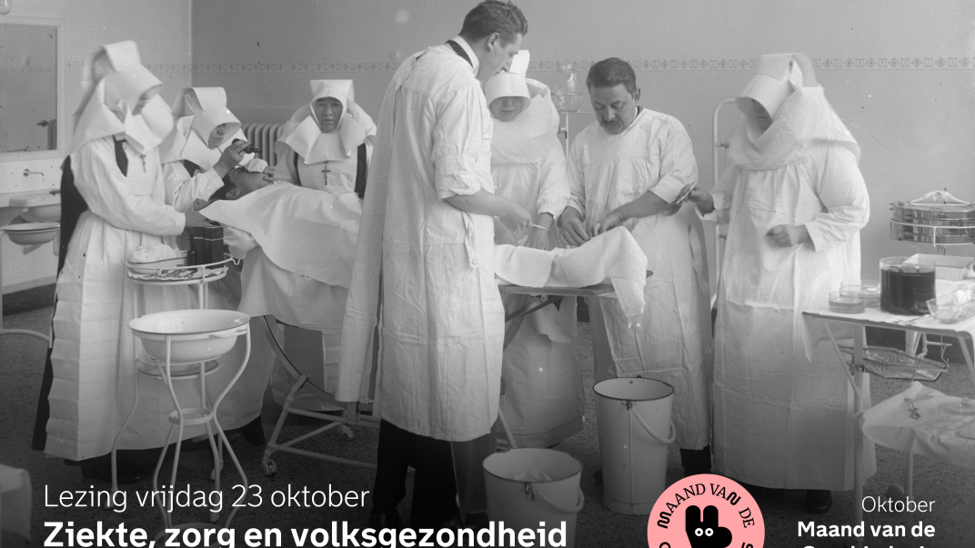 zwart wit foto van een operatiekamer in de vroege 20ste eeuw